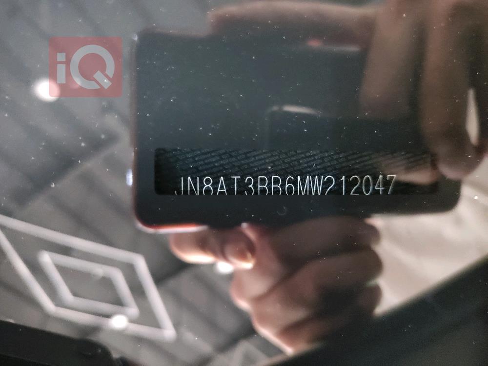 نیسان رۆگ